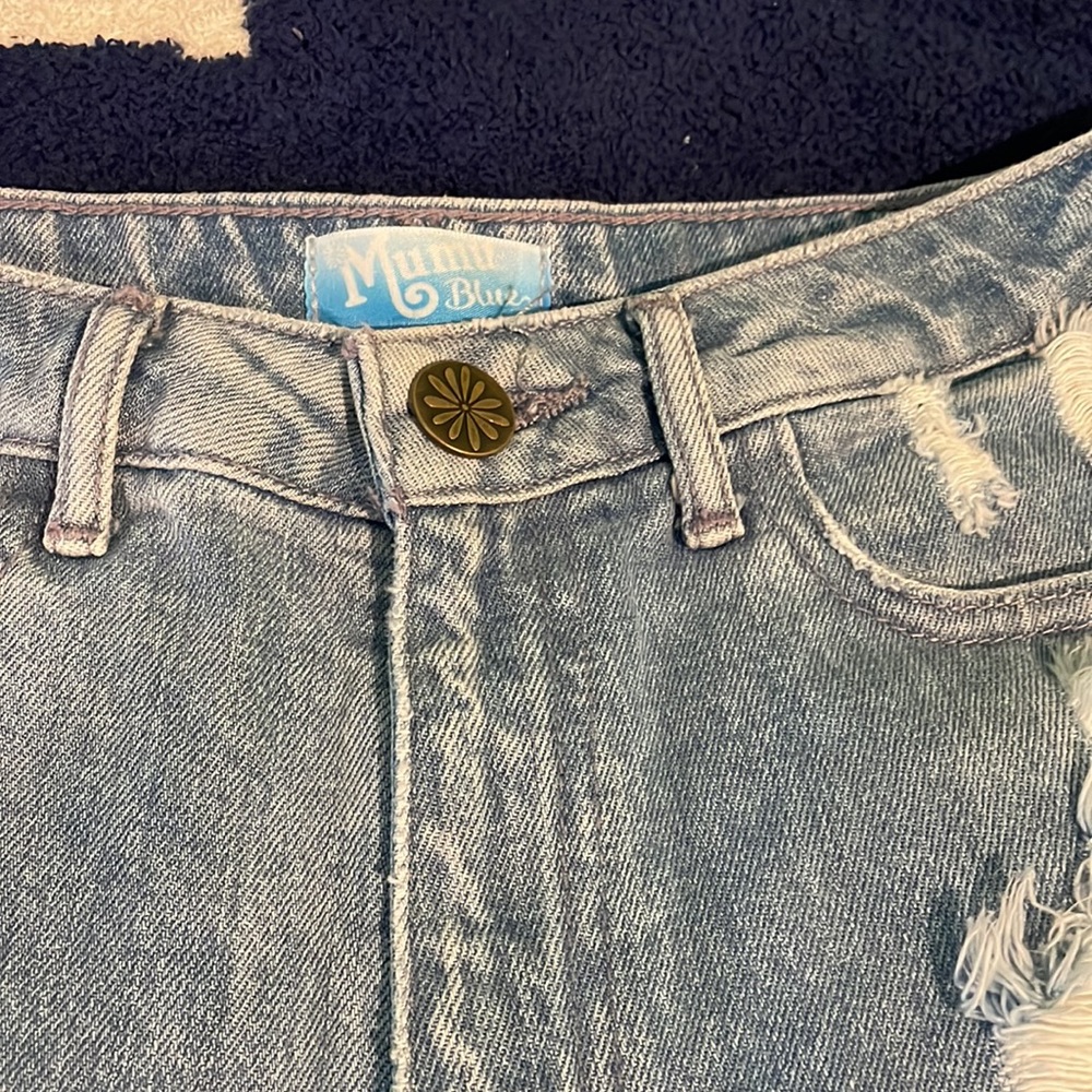 NWT Show Me your Mumu high waisted star denim shorts - Picture 2 of 7